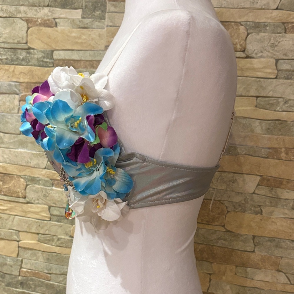 Mermaid 🧜♀️ Floral Embellished Bra Top with Rhinestones - Picture 5 of 10